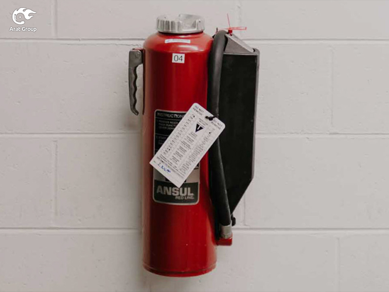 معایب استفاده از کپسول آتش نشانی آب و گاز