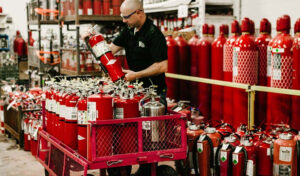 اهمیت تست هیدرواستاتیک کپسول‌های آتش نشانی